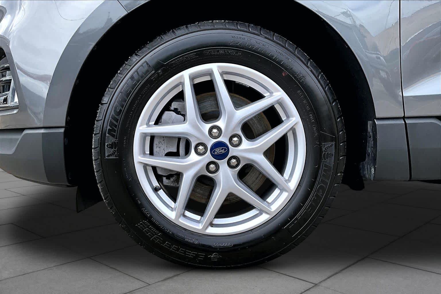 2022 Ford Edge