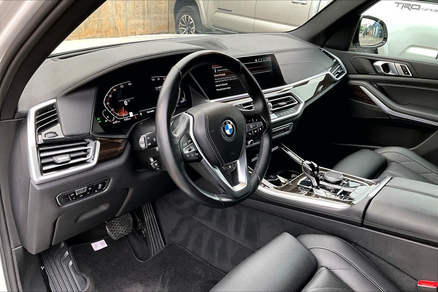 2023 BMW X5 sDrive40i