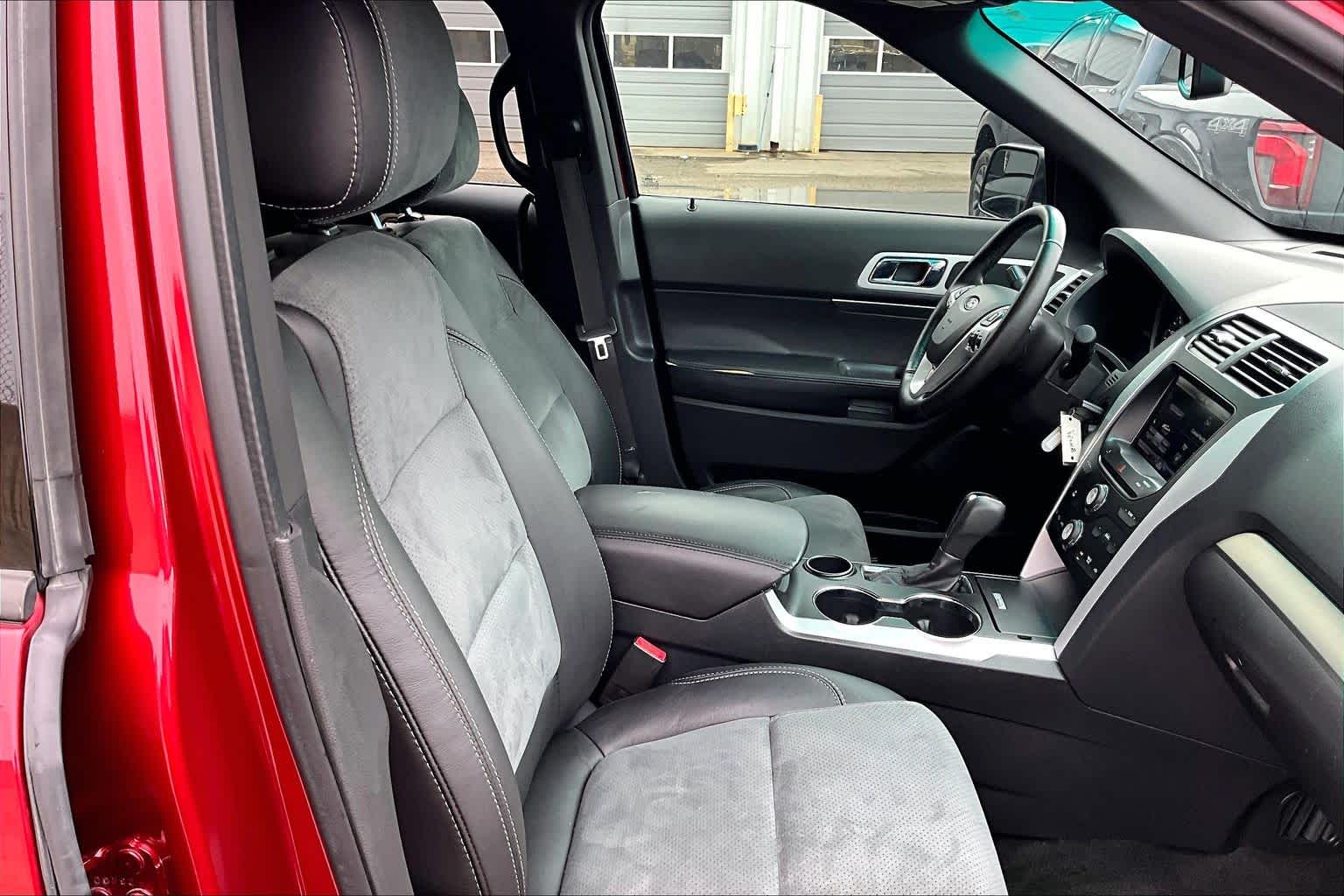 2015 Ford Explorer