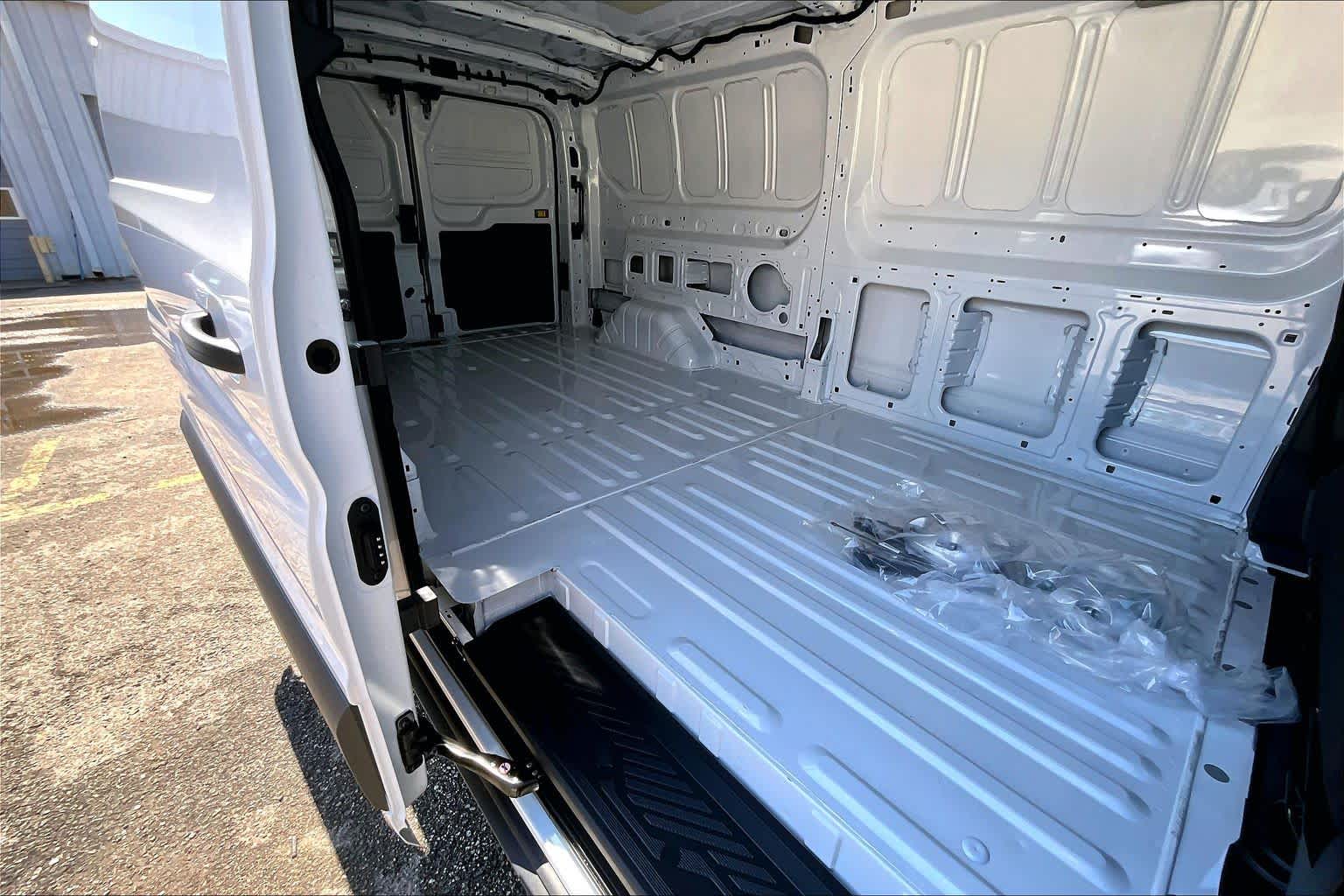 2025 Ford Transit Cargo Van