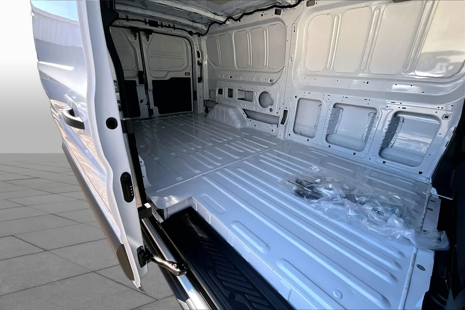 2025 Ford Transit Cargo Van