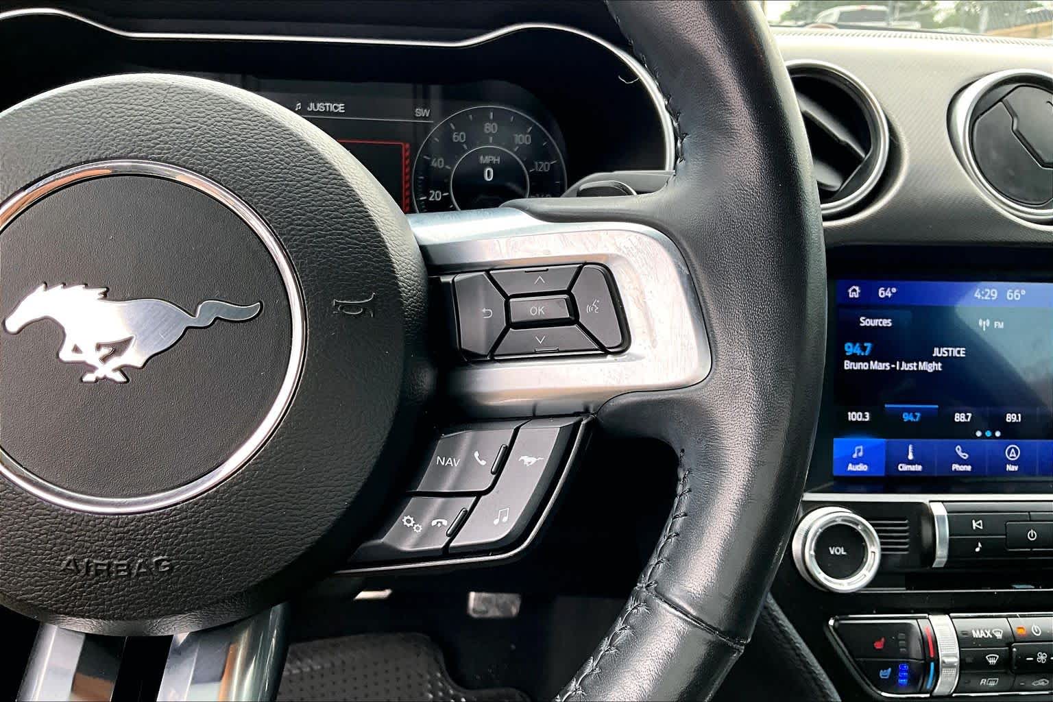 2022 Ford Mustang
