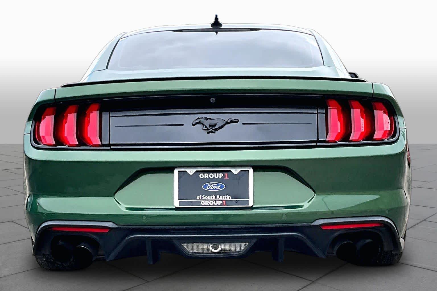 2022 Ford Mustang