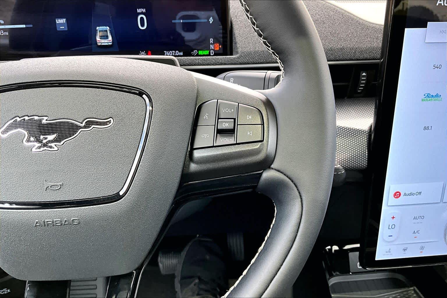 2025 Ford Mustang Mach-E