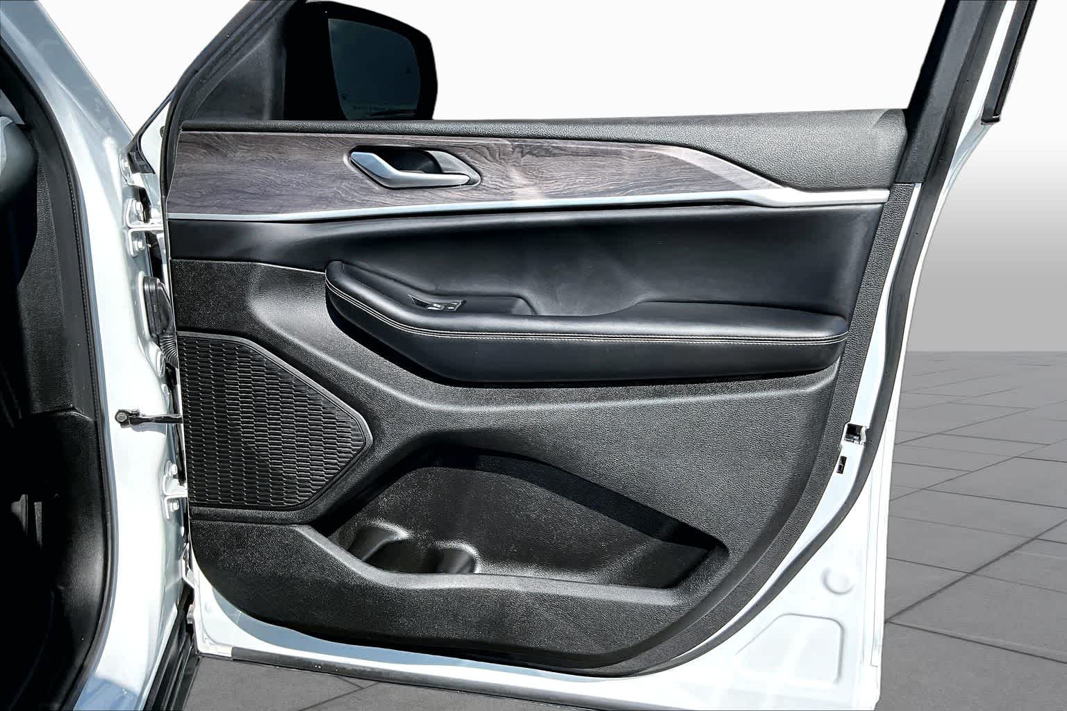 2023 Jeep Grand Cherokee L