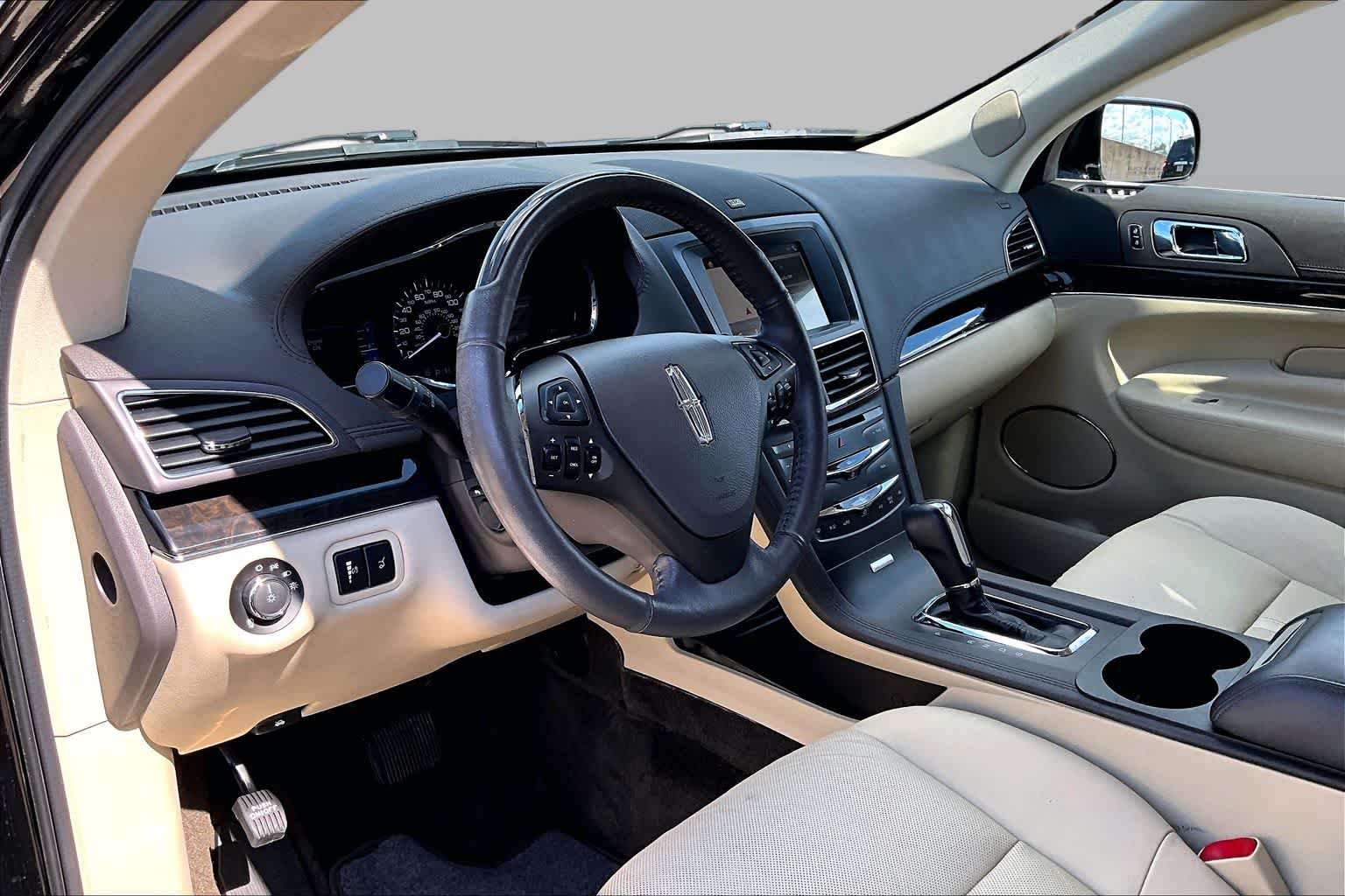 2018 Lincoln MKT