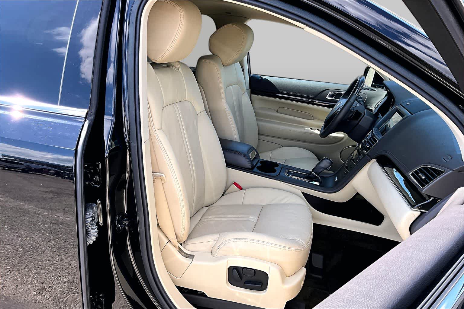 2018 Lincoln MKT