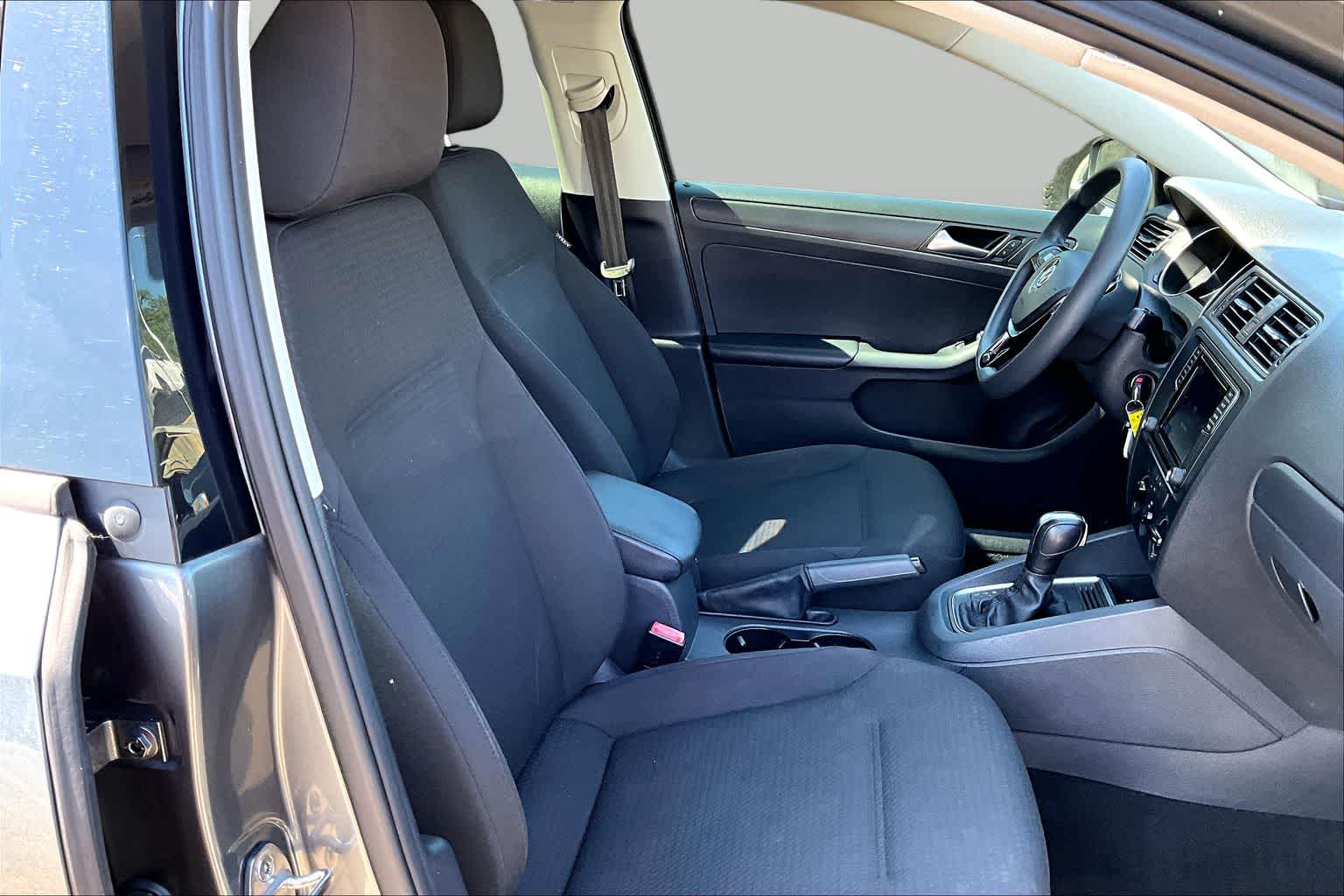 2016 Volkswagen Jetta