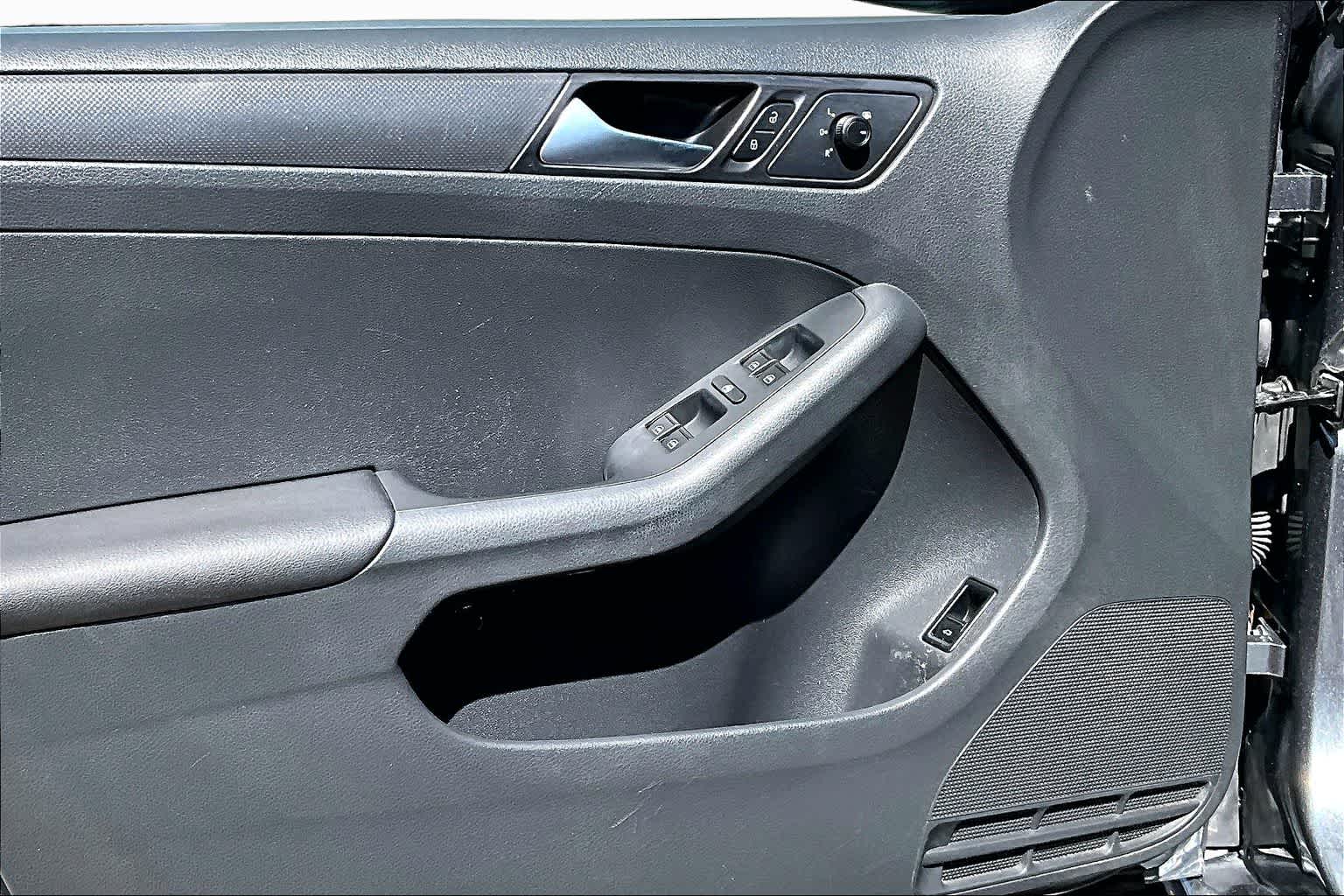2016 Volkswagen Jetta