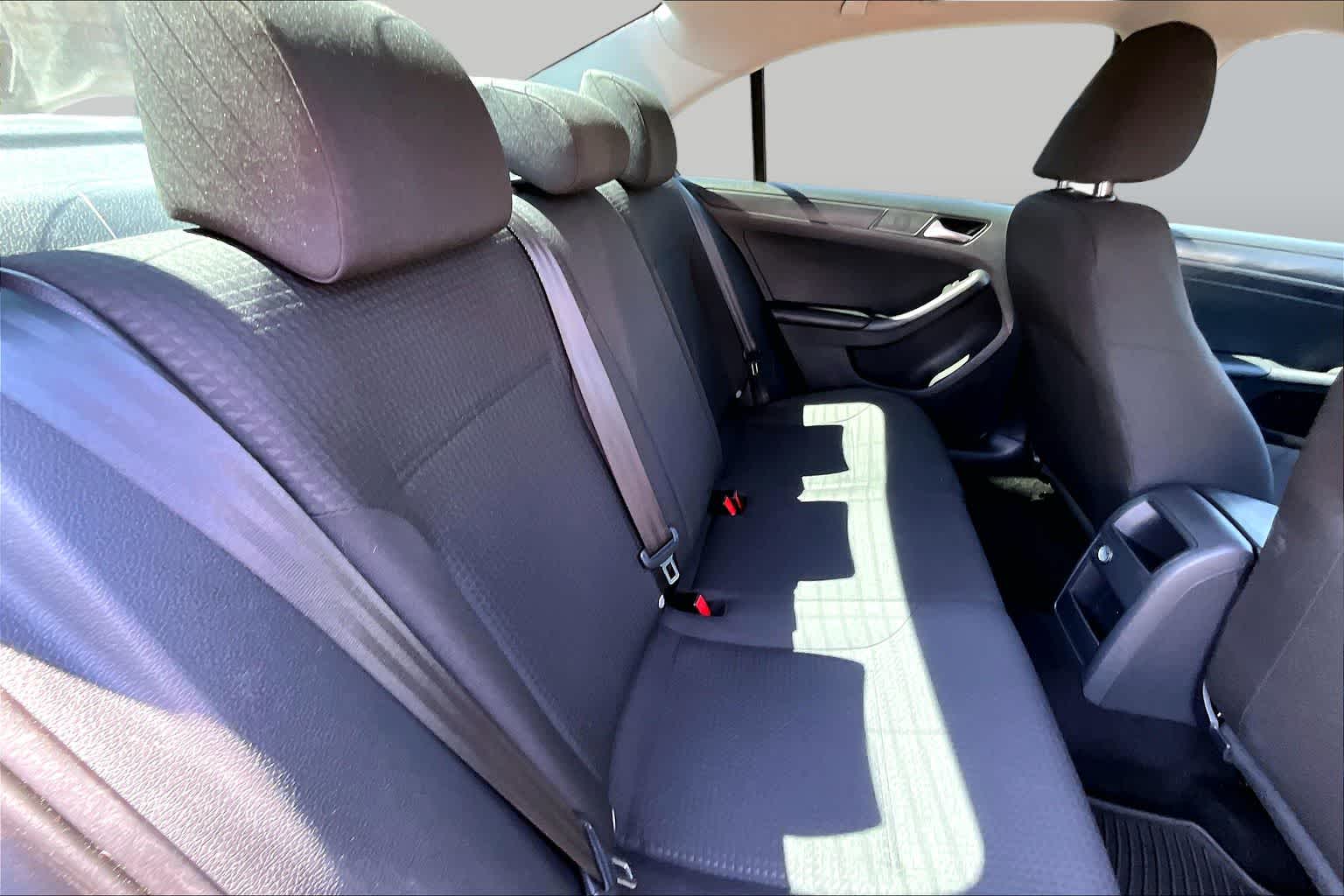 2016 Volkswagen Jetta
