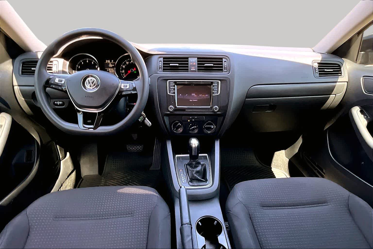 2016 Volkswagen Jetta