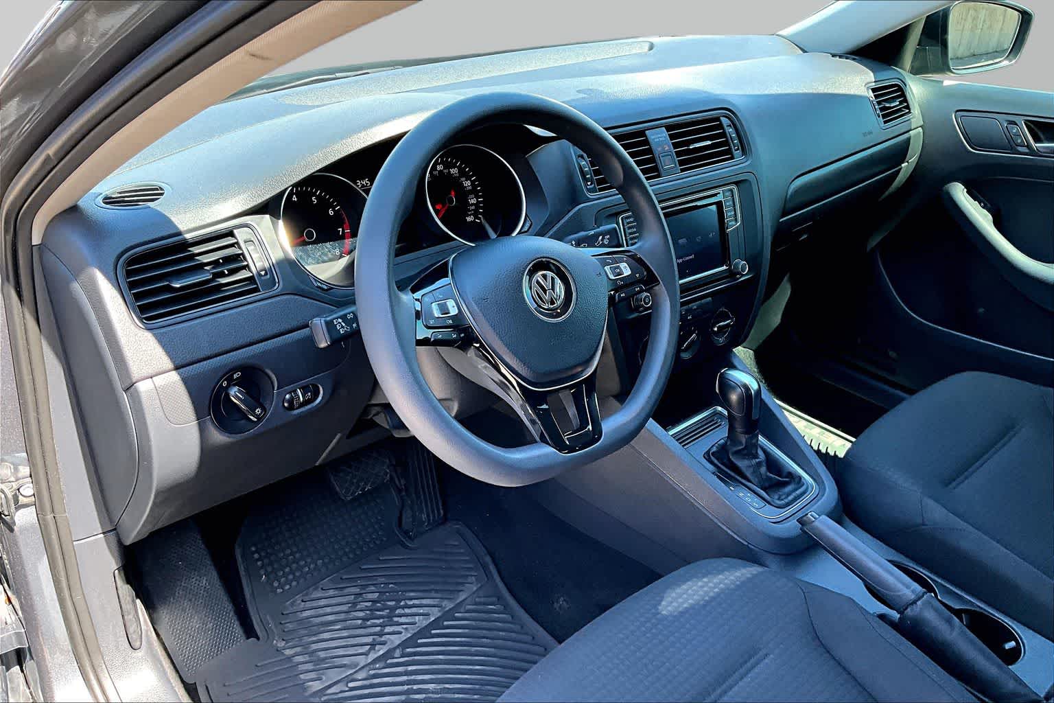 2016 Volkswagen Jetta