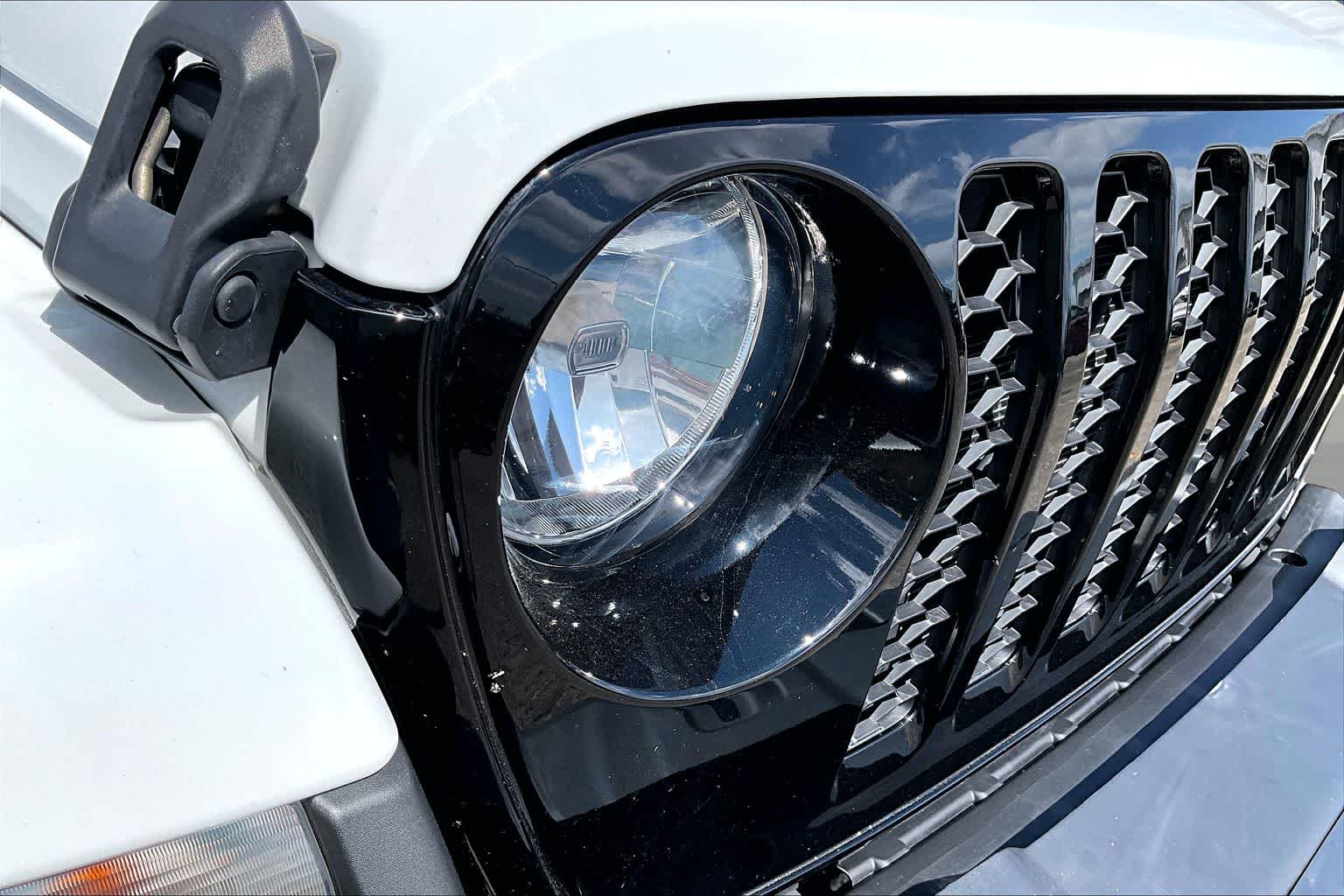 2023 Jeep Gladiator