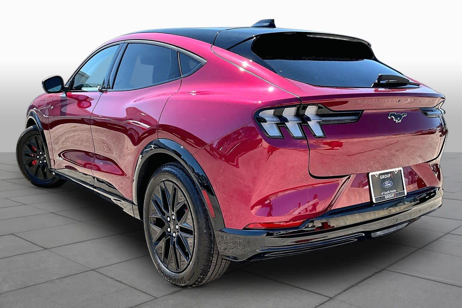 2025 Ford Mustang Mach-E
