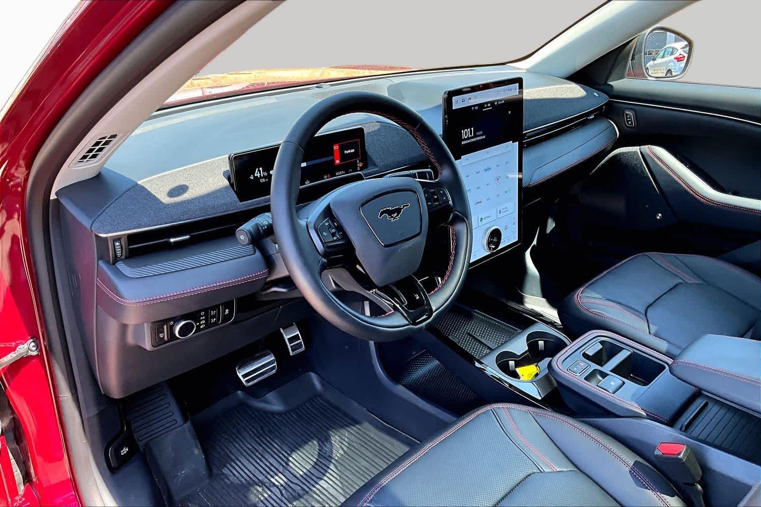 2025 Ford Mustang Mach-E
