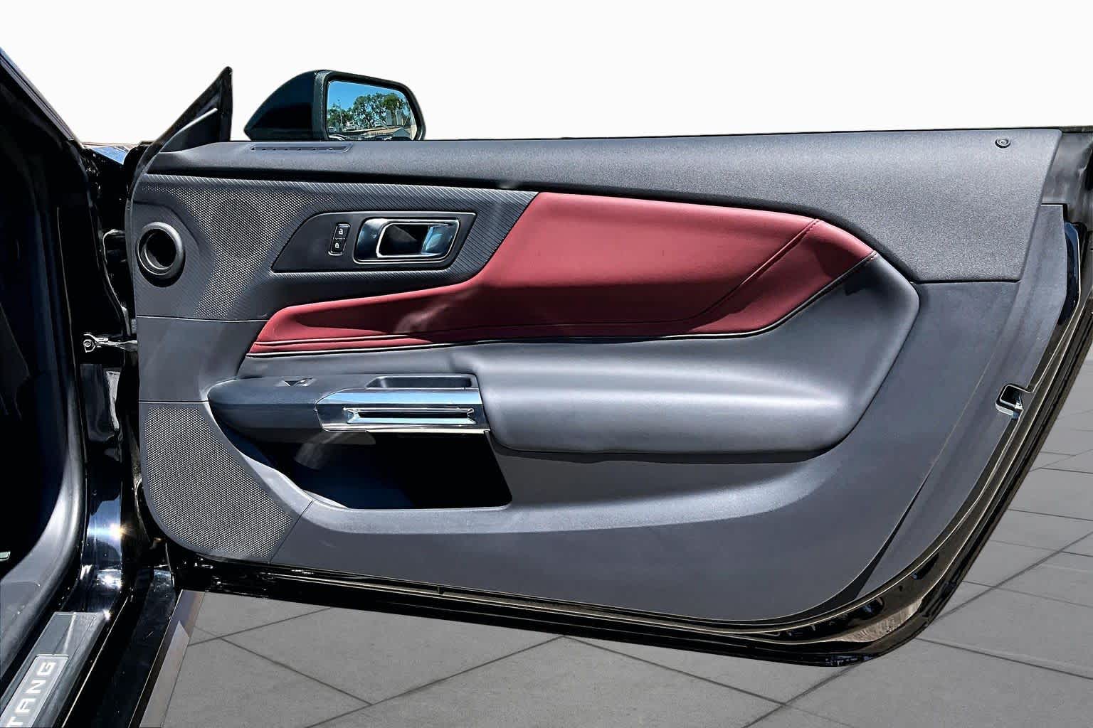 2025 Ford Mustang