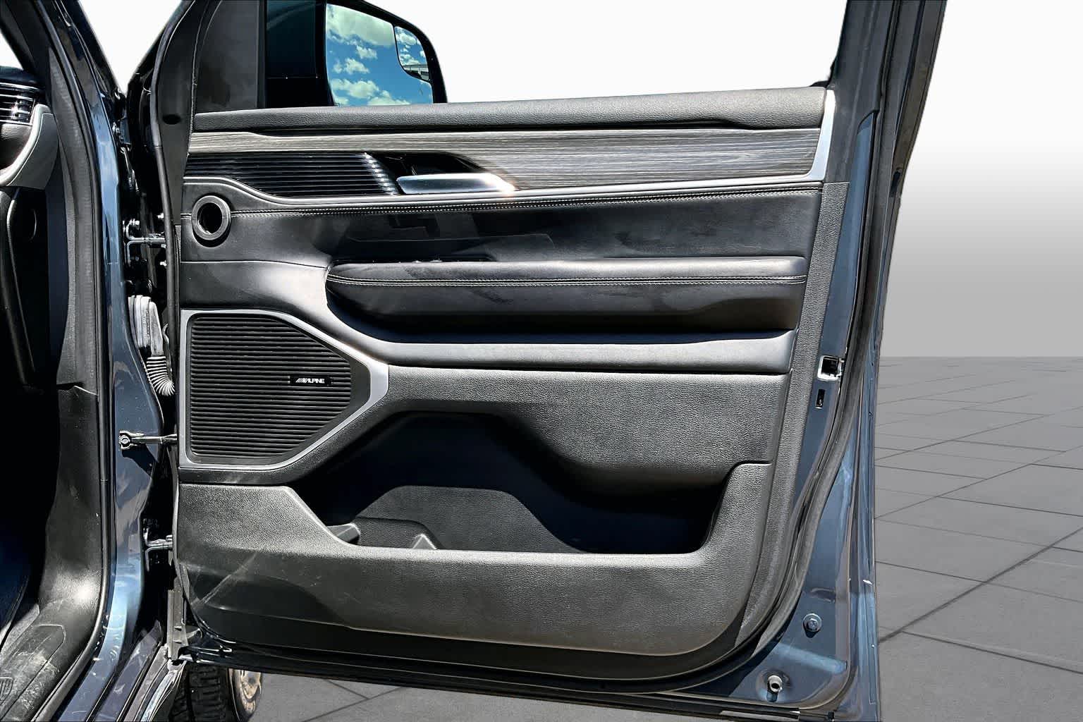 2022 Jeep Wagoneer