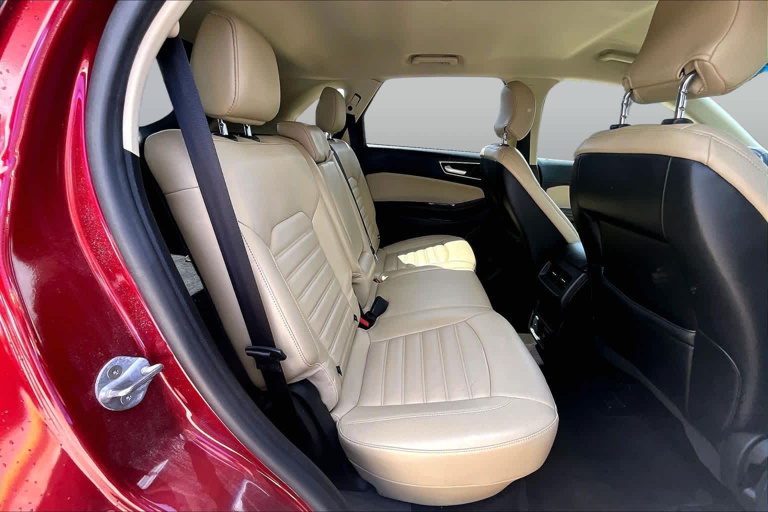 2015 Ford Edge
