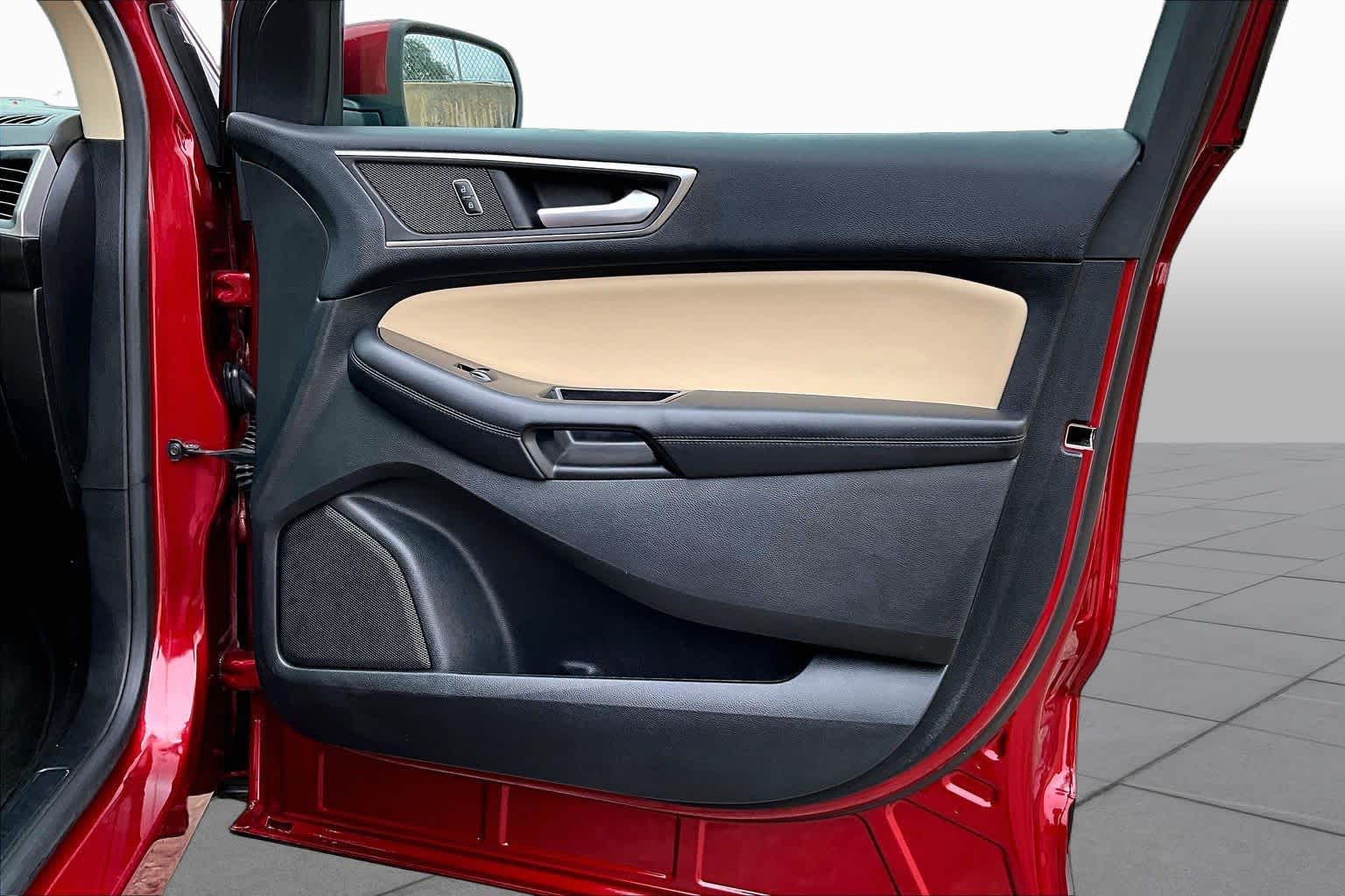 2015 Ford Edge