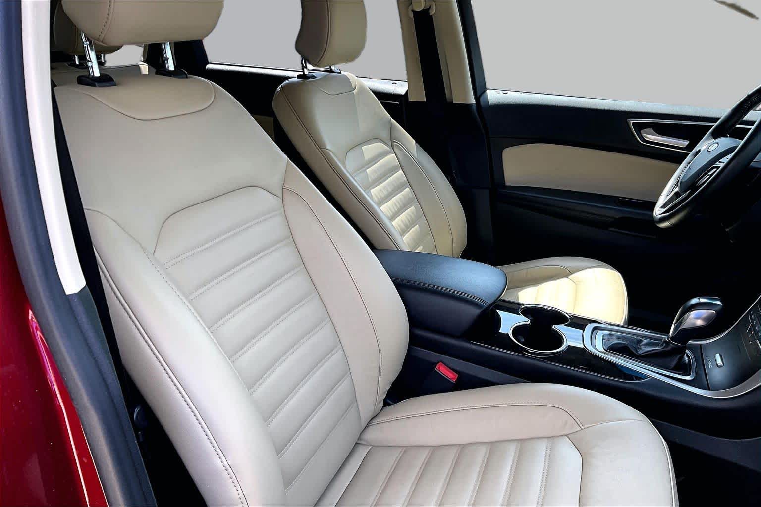 2015 Ford Edge