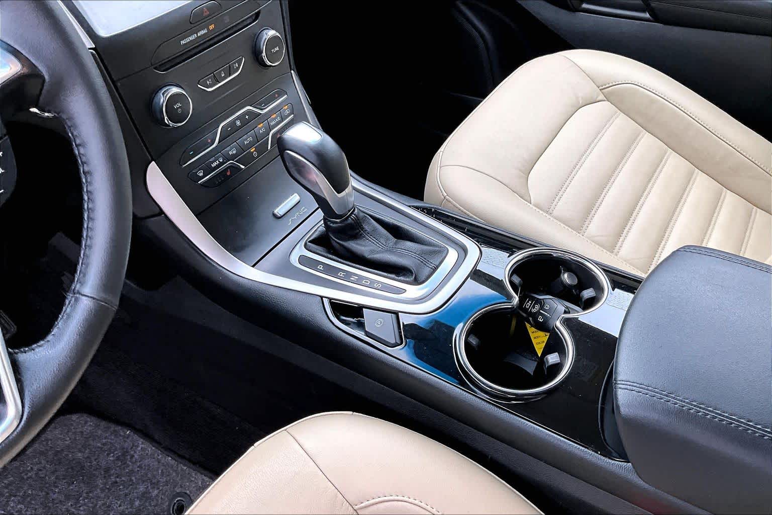2015 Ford Edge