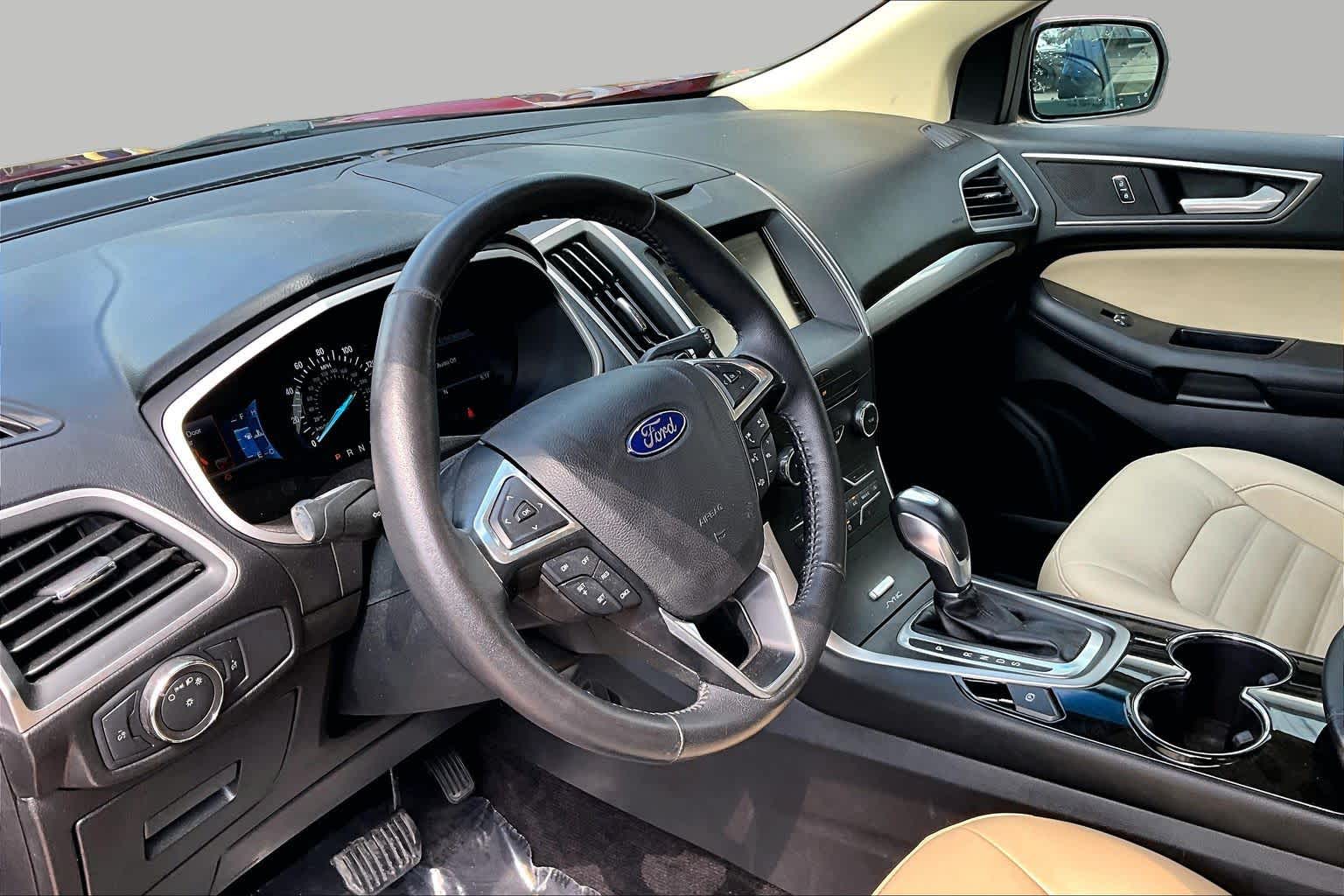 2015 Ford Edge