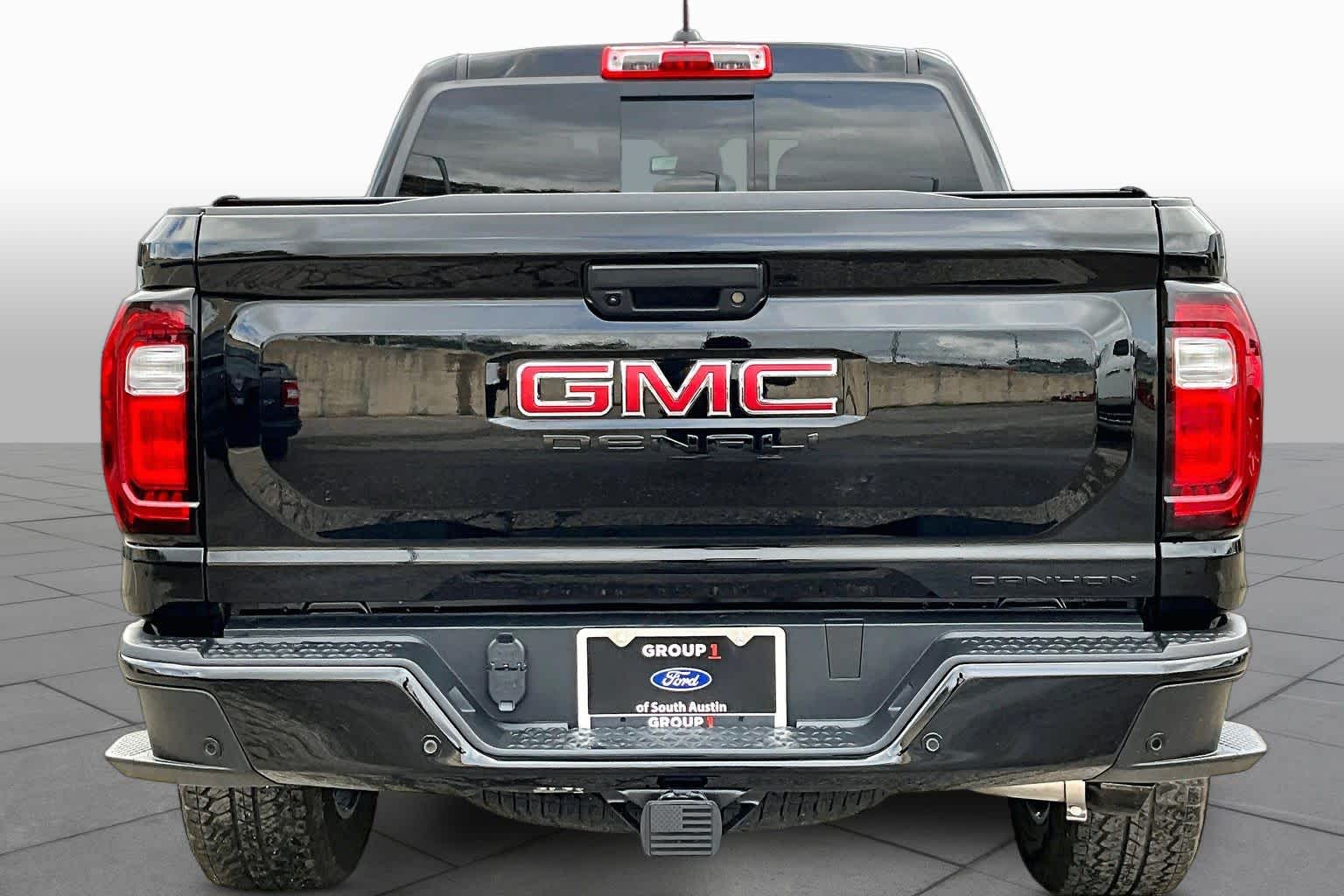 2025 GMC Canyon