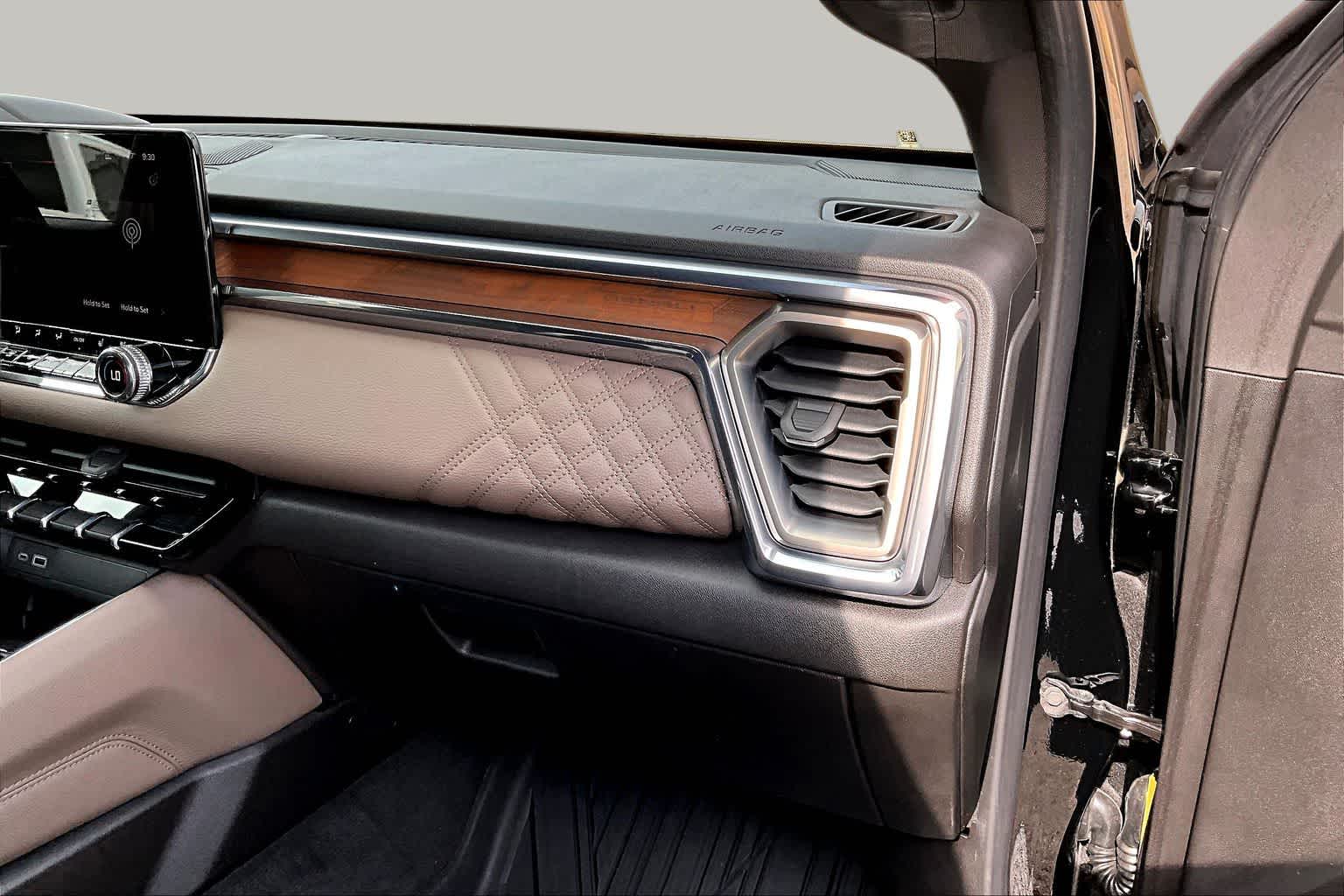 2025 GMC Canyon