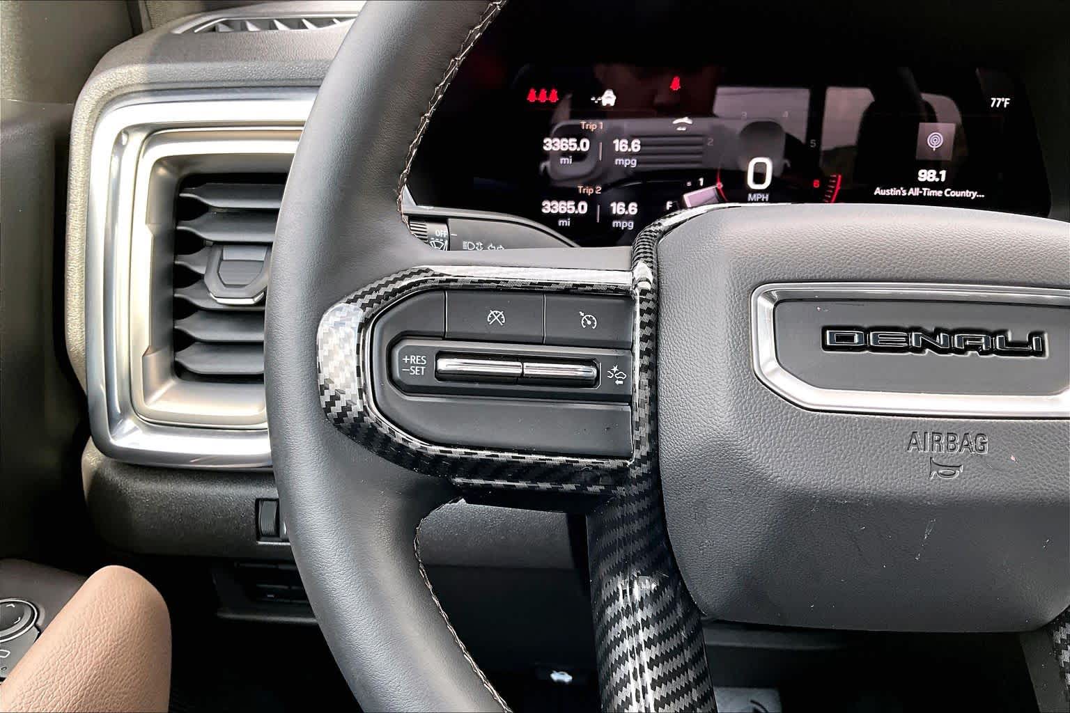 2025 GMC Canyon
