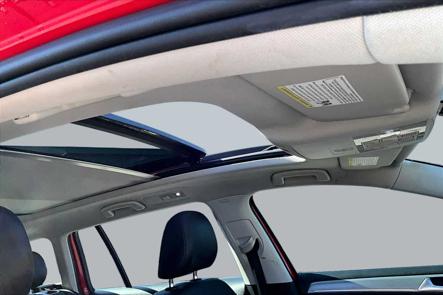 2015 Volkswagen Golf SportWagen