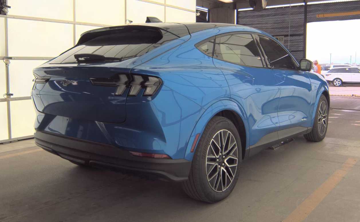 2025 Ford Mustang Mach-E