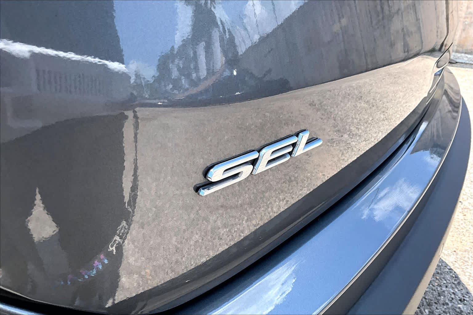 2024 Ford Edge