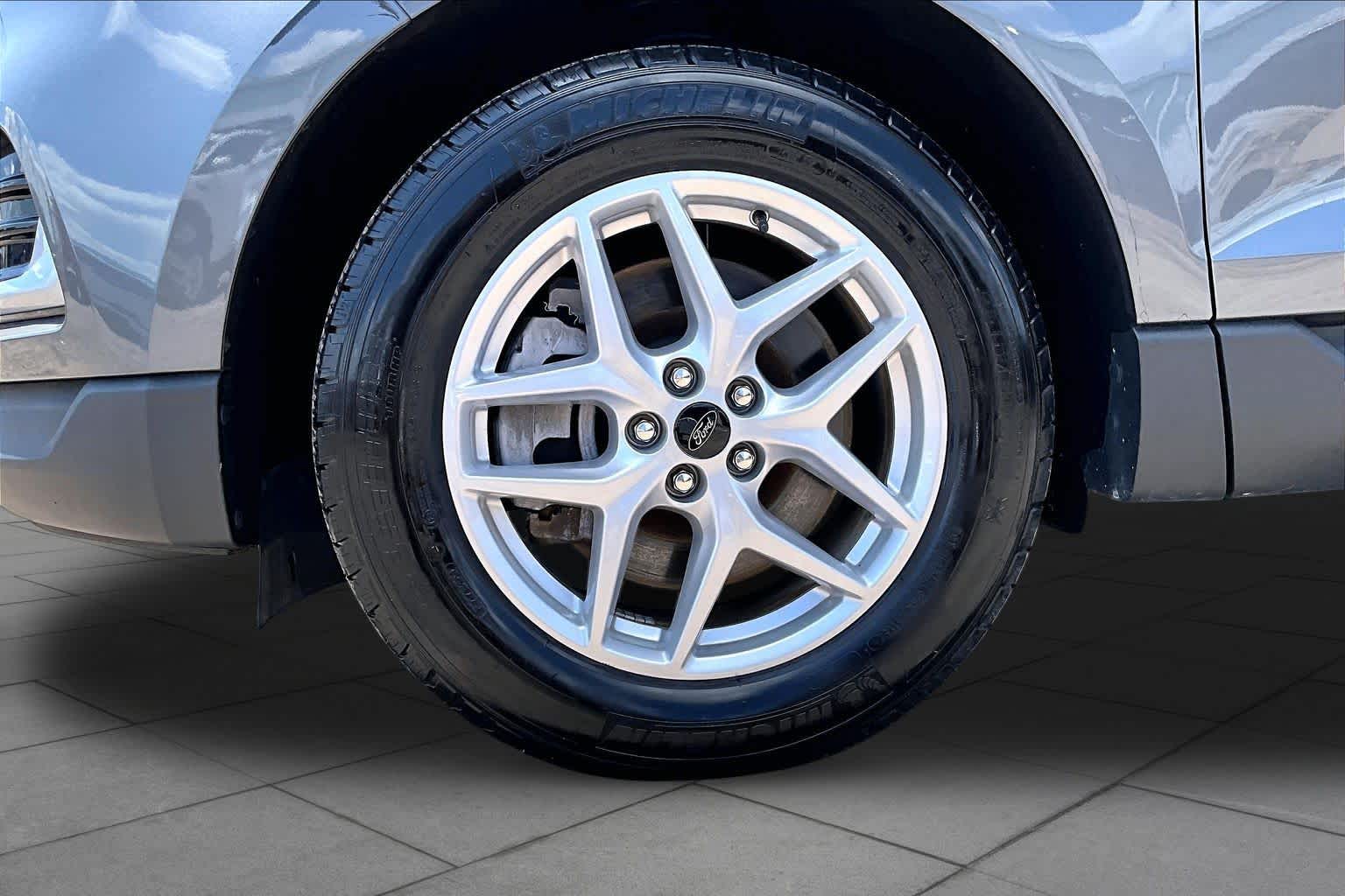 2024 Ford Edge
