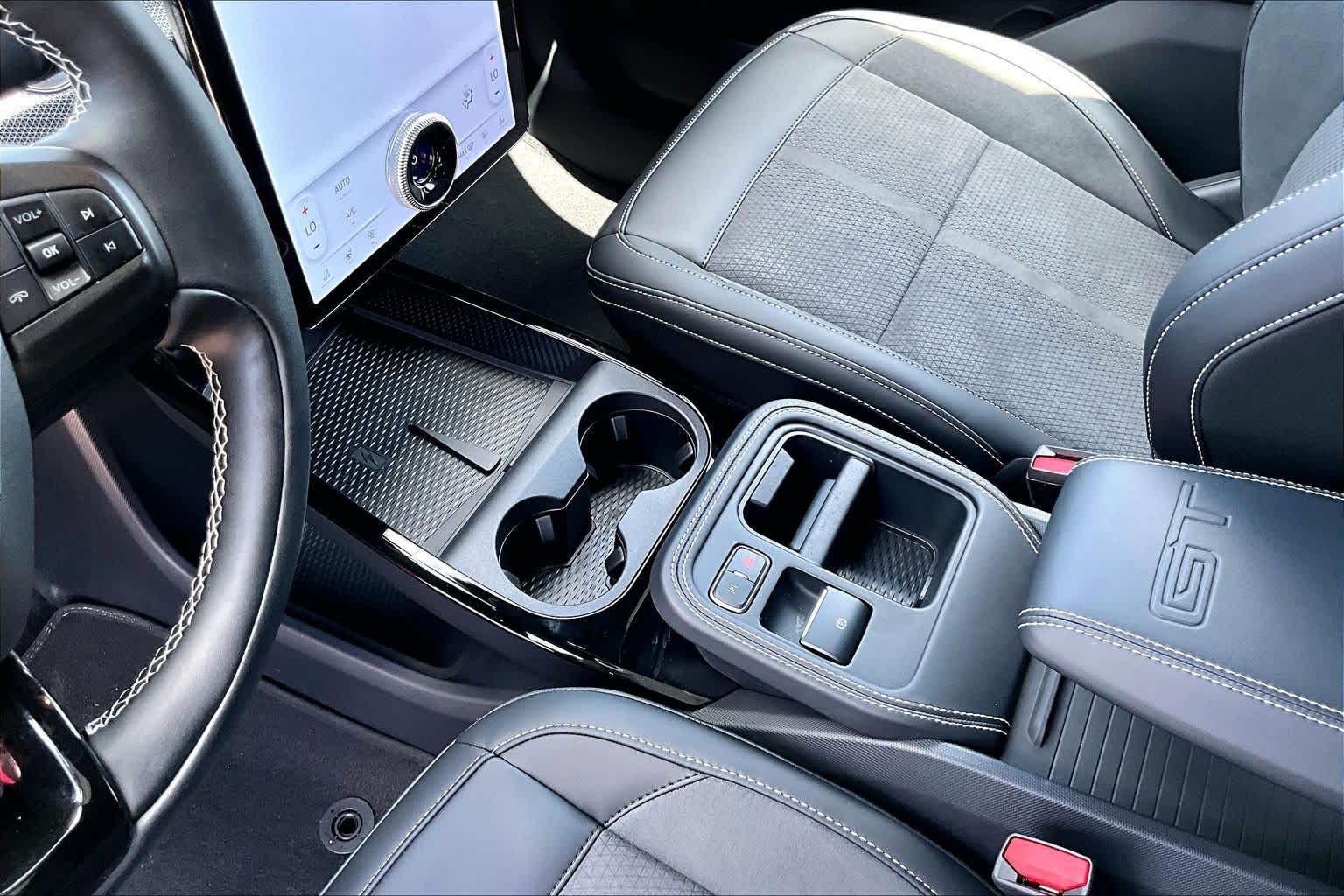 2025 Ford Mustang Mach-E