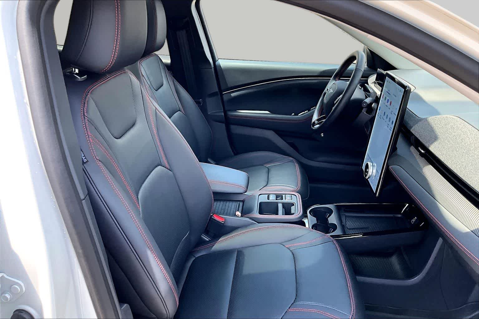 2025 Ford Mustang Mach-E