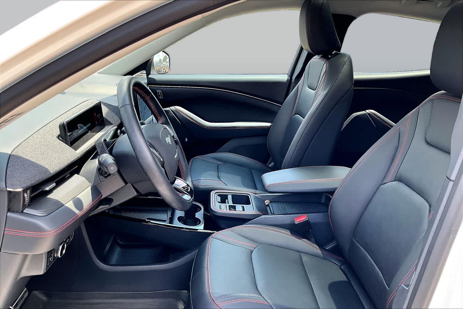 2025 Ford Mustang Mach-E