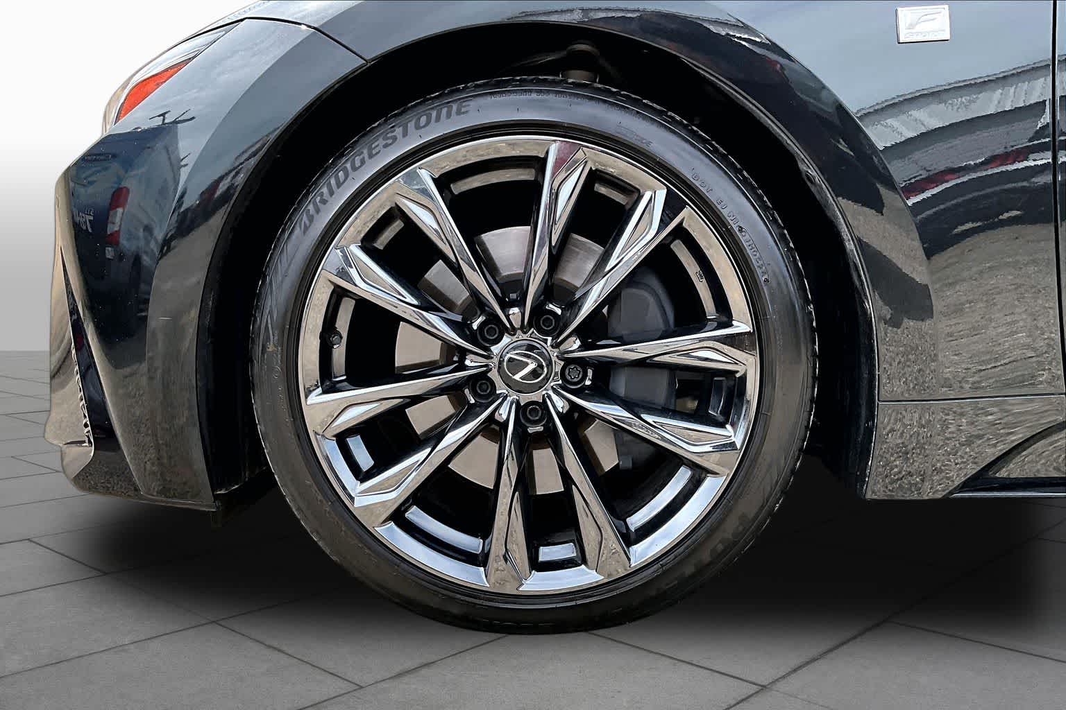 2023 Lexus IS 350