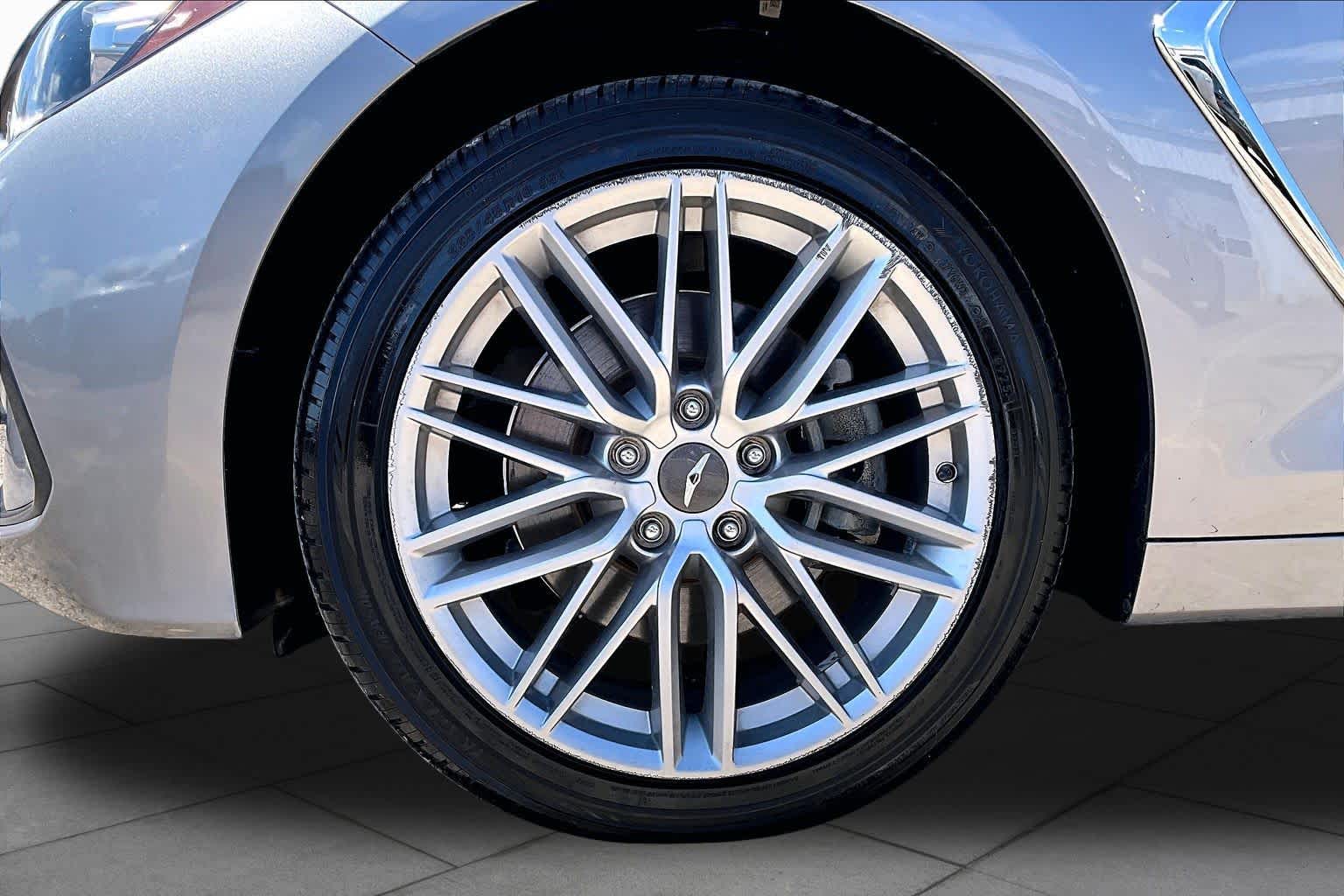 2020 Genesis G70