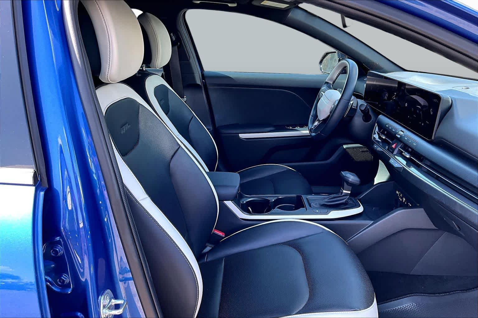 2025 Kia K4