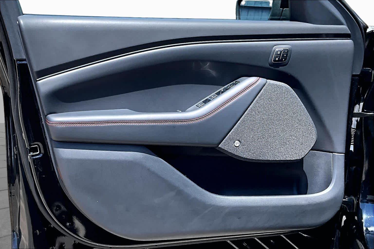2025 Ford Mustang Mach-E