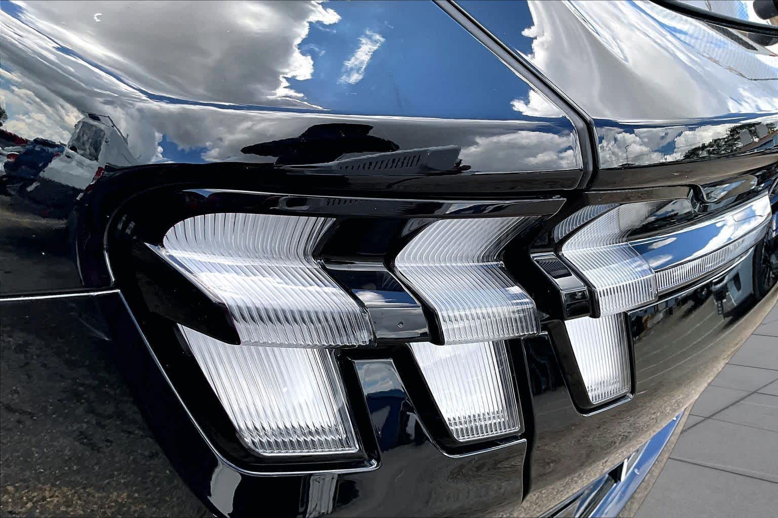 2025 Ford Mustang Mach-E