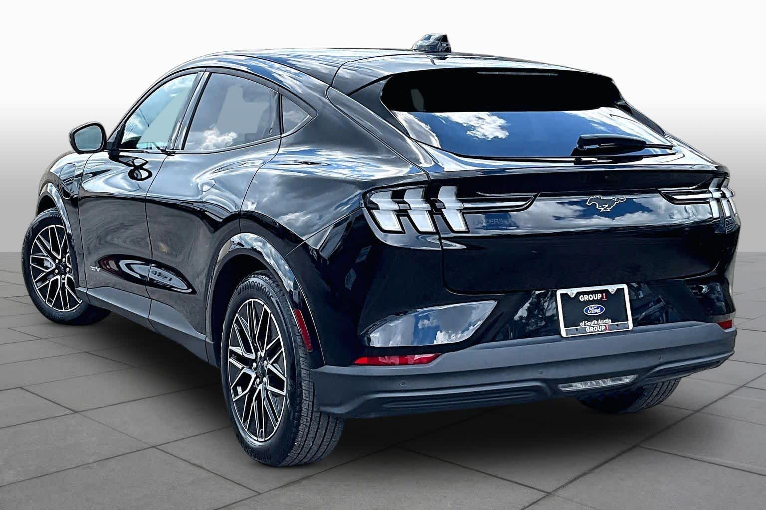 2025 Ford Mustang Mach-E