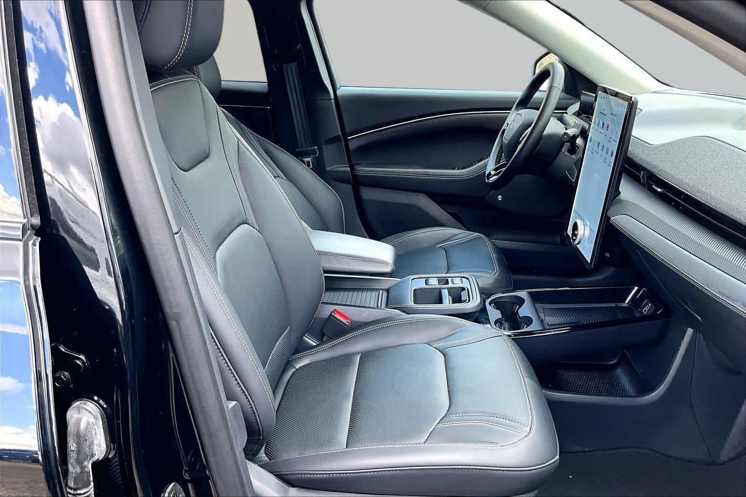 2025 Ford Mustang Mach-E