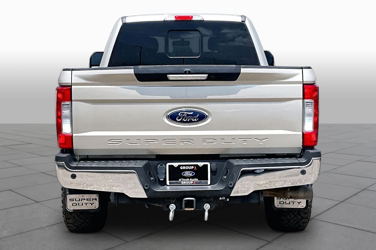 2017 Ford Super Duty F-350 SRW Pickup