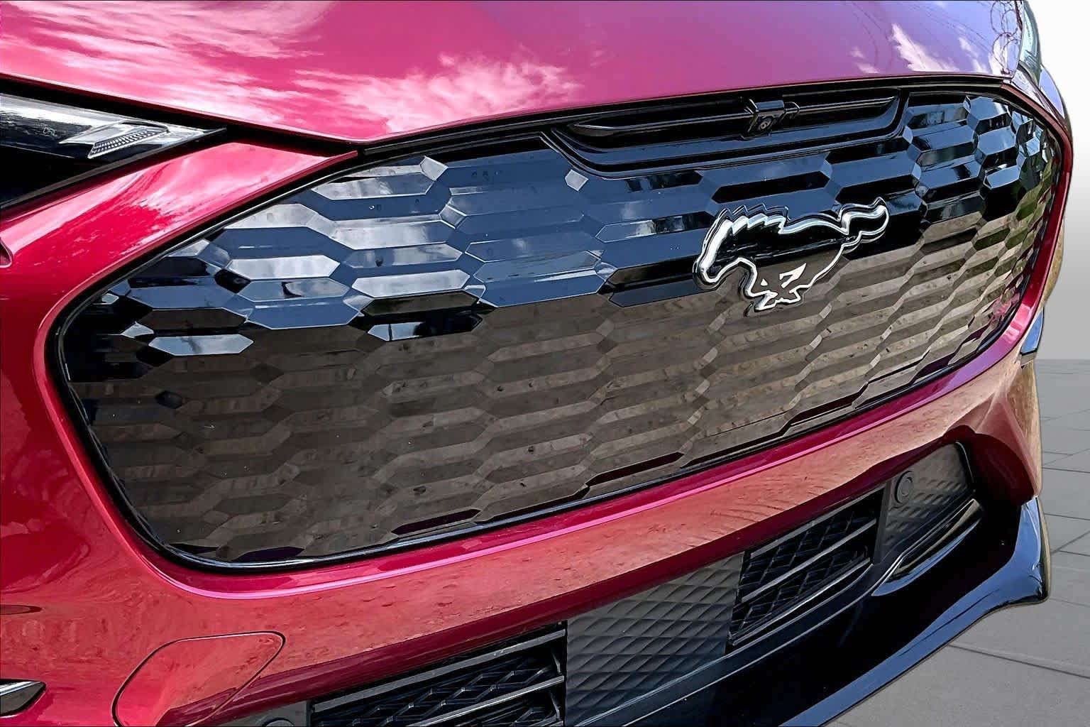 2025 Ford Mustang Mach-E