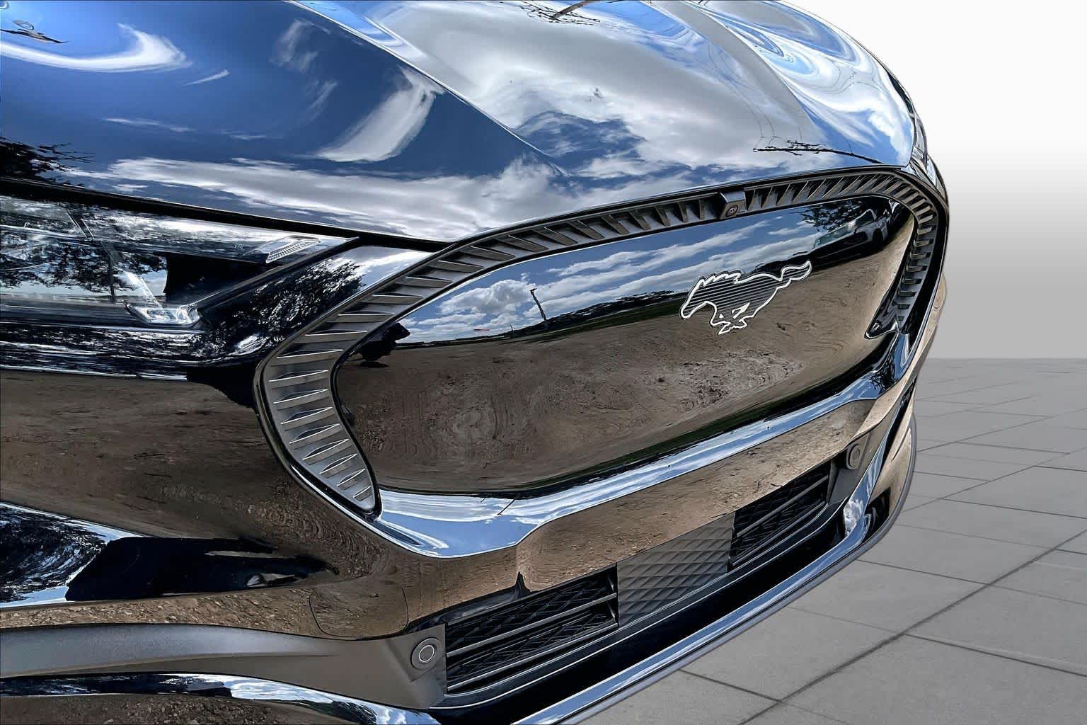 2025 Ford Mustang Mach-E