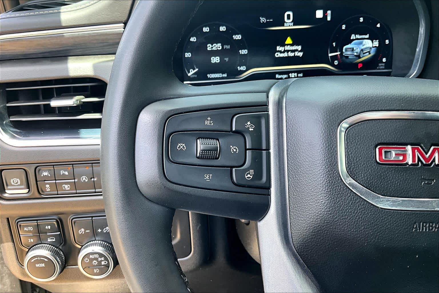 2023 GMC Yukon XL