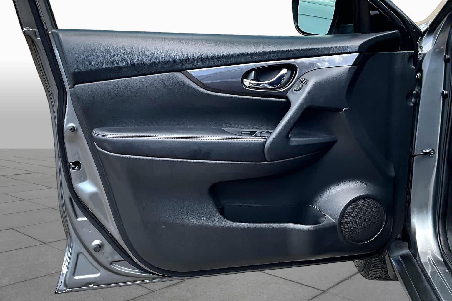 2020 Nissan Rogue
