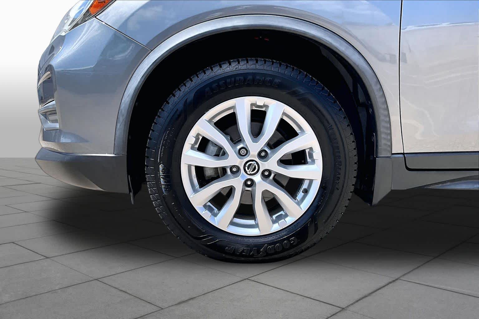 2020 Nissan Rogue