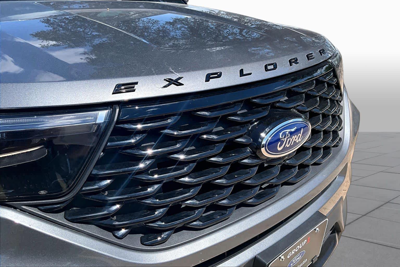 2023 Ford Explorer